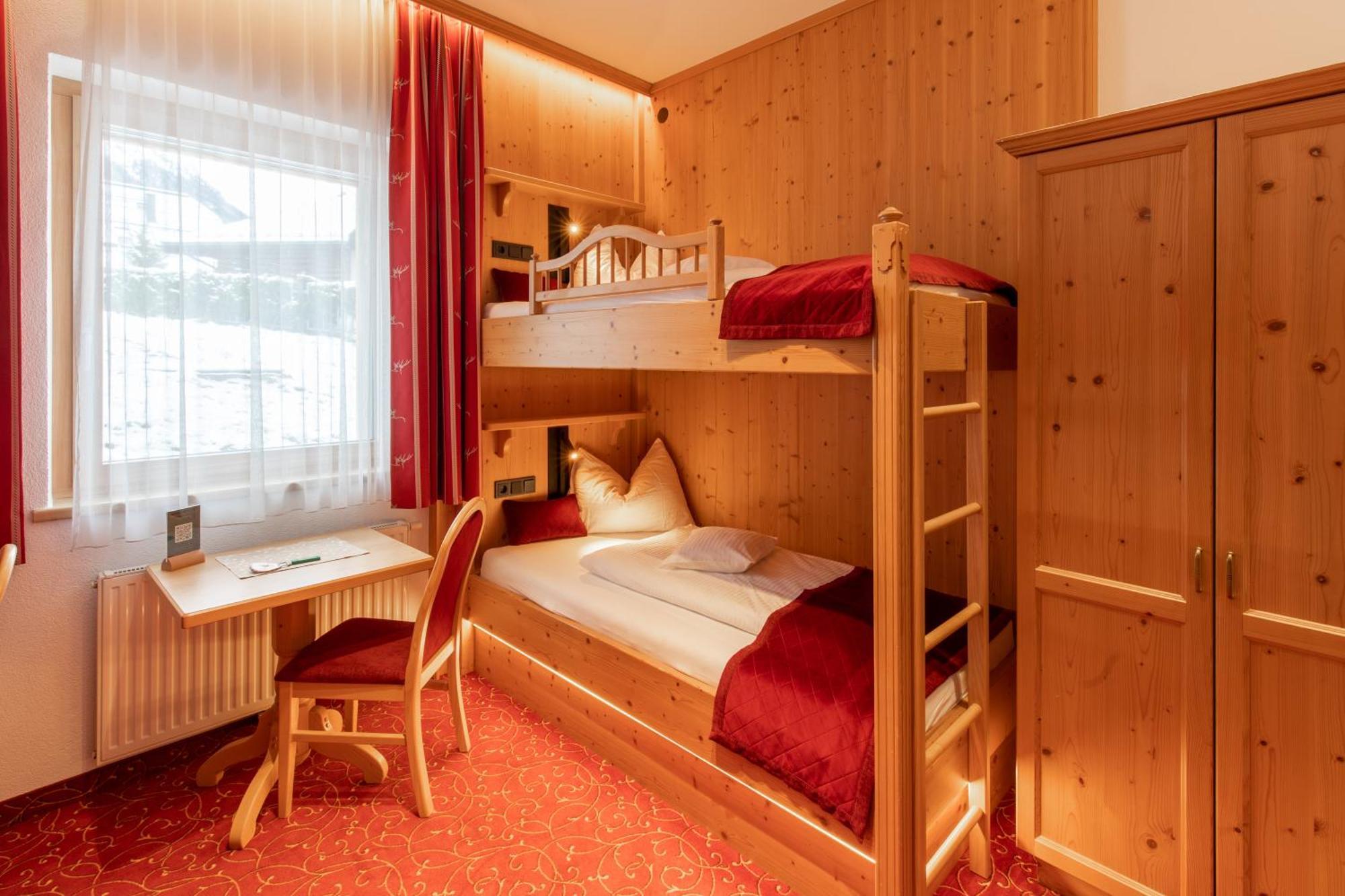 Hotel Garni Monte Bianco Ischgl Dış mekan fotoğraf